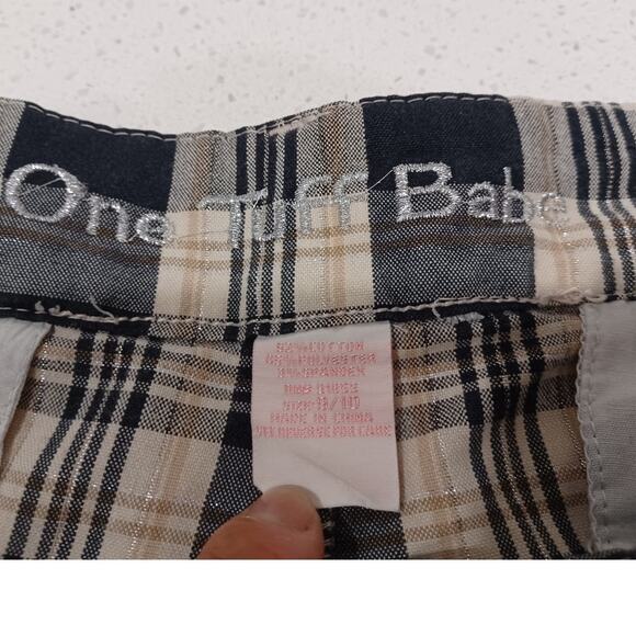 ONE TUFF BABE Bermuda Women's Black/beige Size 9/10 - Picture 3 of 5